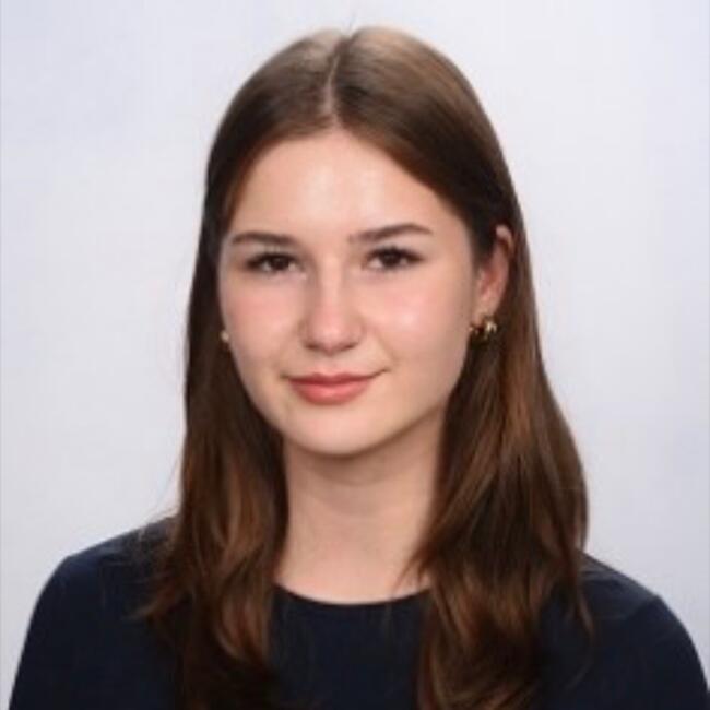 Babysitter in Lille: Lou