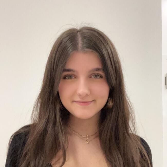 Babysitter in Leudelange: Lia