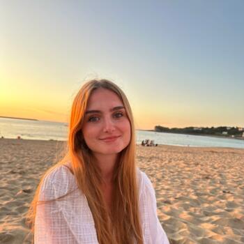 Babysitter in Bois-Colombes: Layana