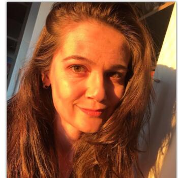 Babysitter em Lisboa: Anne Carolina