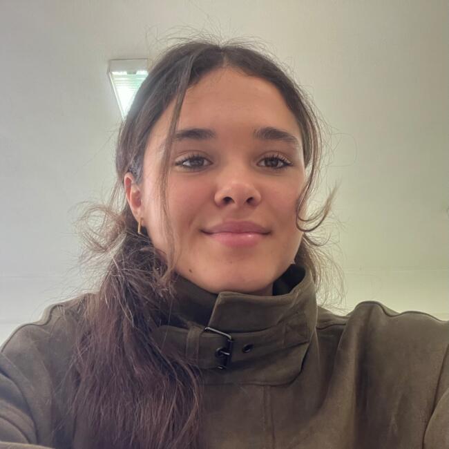 Babysitter in Lisbon: Mariana