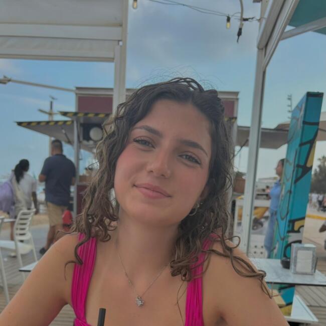 Oppas in Maastricht: Claire