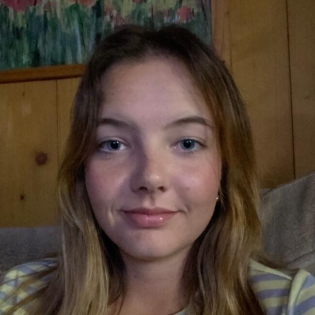 Babysitter in Les Contamines-Montjoie: Enna