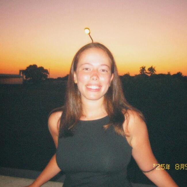 Babysitter in Loures: Carolina