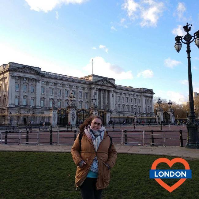 Babysitter in London: Elena