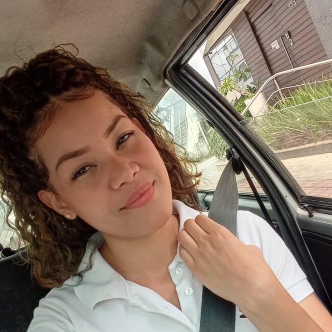 Babá em Camboriú: Andressa