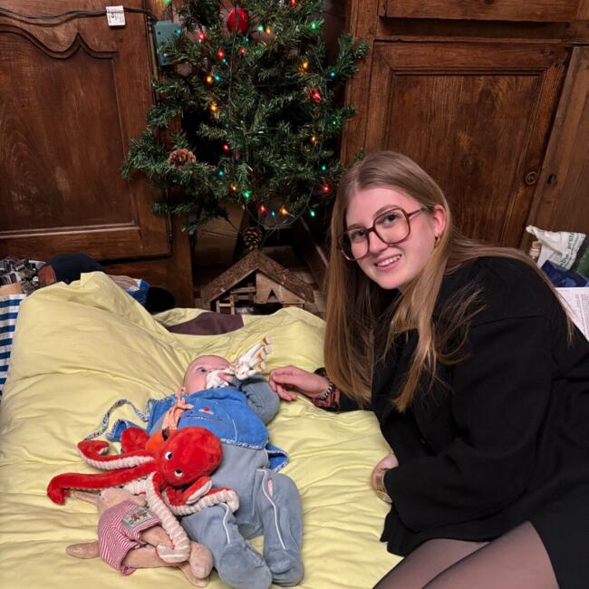 Babysitter in Saint-Étienne-de-Montluc: Mélie
