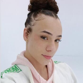 Babysitter in Pinhais: Emanuela