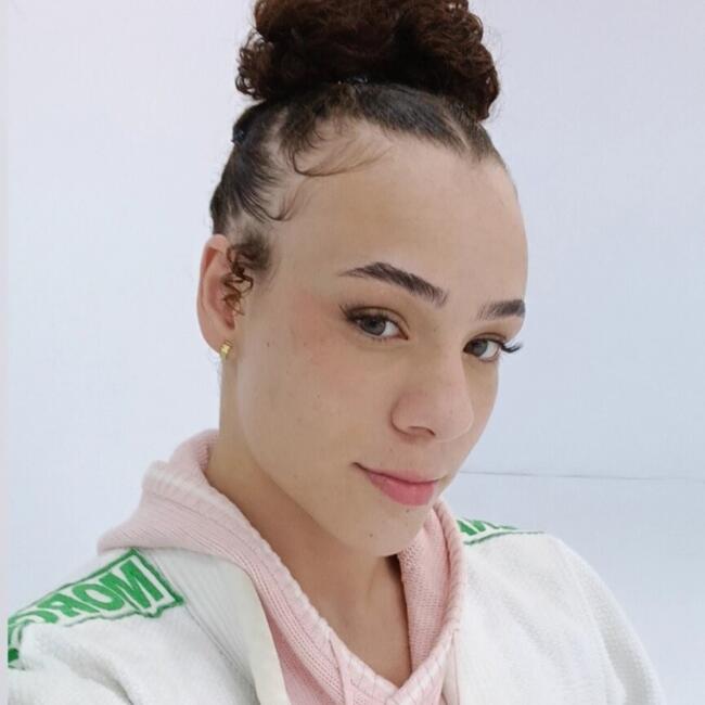 Babysitter in Pinhais: Emanuela