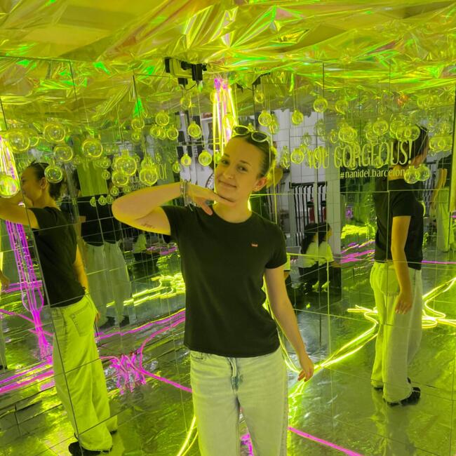 Babysitter in Saint-Mathieu-de-Tréviers: May-lou