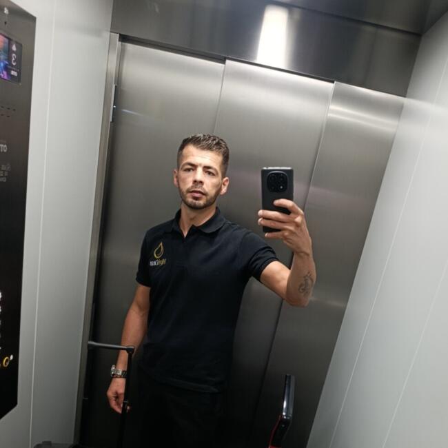 Trabalho de babysitting em Lustosa: Filipe