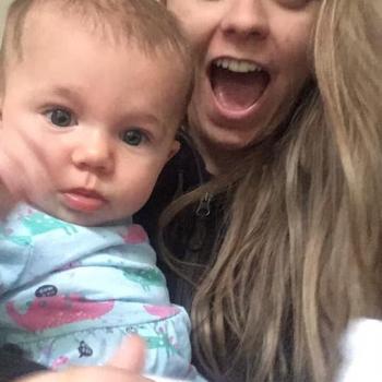 Babysitter Queenstown: Tessa Sian