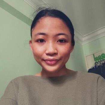 位于勿洛的临时保姆: Nursyahirah