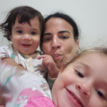 Babysitting job in Fortaleza: babysitting job Cristianne Mayra Guedes