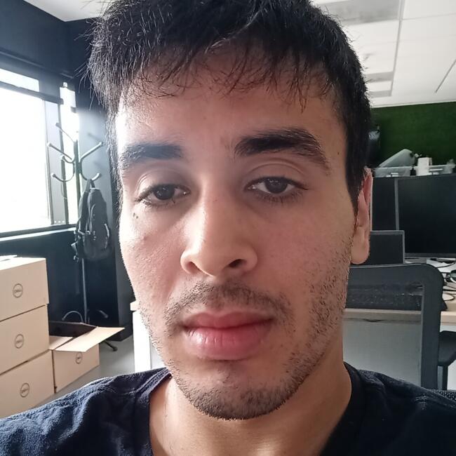 Babysitting job in Salinas: Esteban