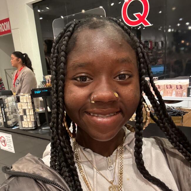 Babysitter in Moreno Valley: E'kayja