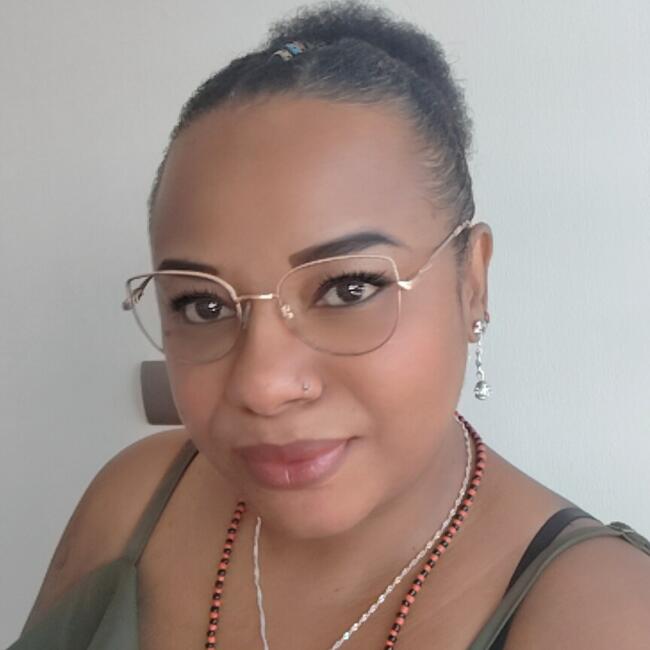 Babysitter in Los Andes: Lorena