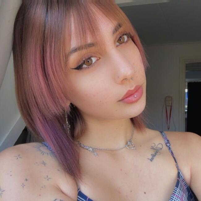 Babysitter in Bergen op Zoom: Juleney