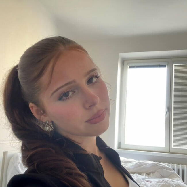 Babysitter in Prague: Marketa