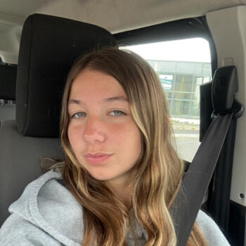 Babysitter Boulazac: Julia