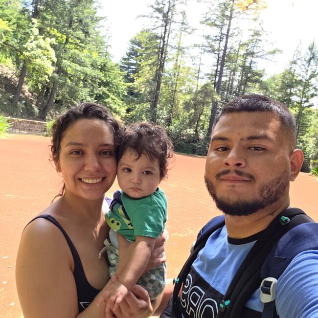 Babysitting job in Redding: Fernando