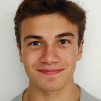 Babysitter in Nantes: Baptiste