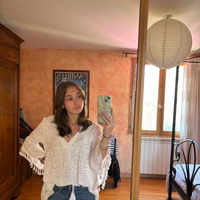 Babysitter in Lyon: Anne-lou