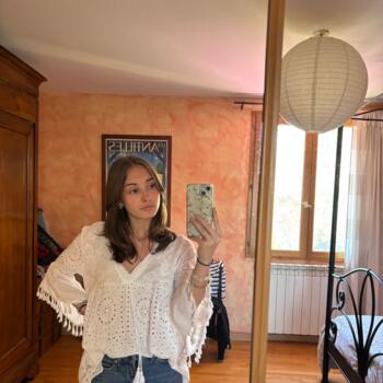 Babysitter in Lyon: Anne-lou