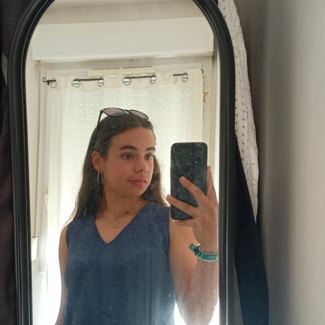 Babysitter in Sainte-Foy-lès-Lyon: Loane