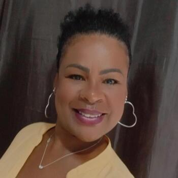 Babá Duque de Caxias: Gilmara