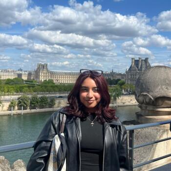 Babysitter in Colombes: Sarah