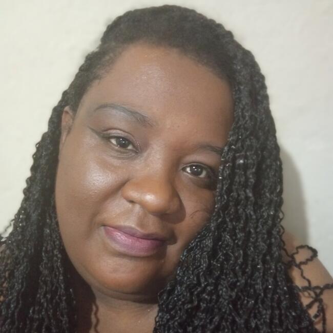 Emprego de babá em Pouso Alegre: Anastácia