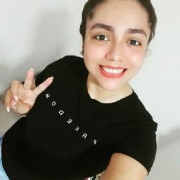 Babysitter Bucaramanga: LAURA