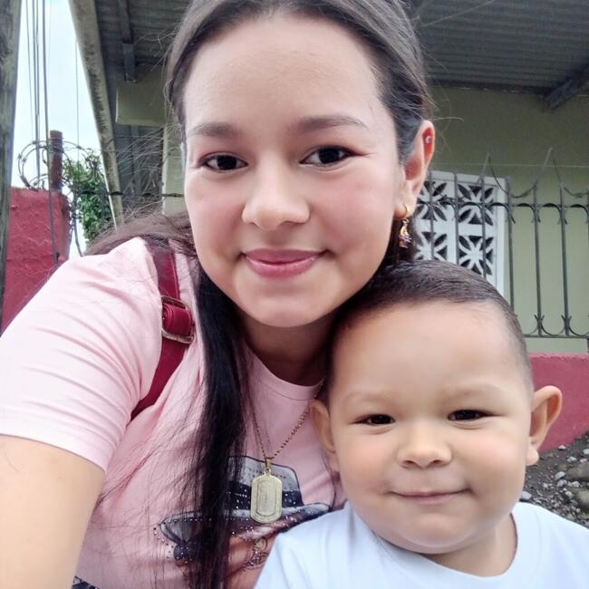 Babysitter in Pedregal: Daisy