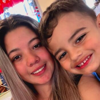 Emprego de babá em Piraquara: Thalia