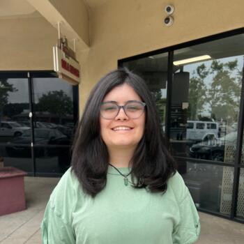 Babysitter Los Alamitos: Lindsay