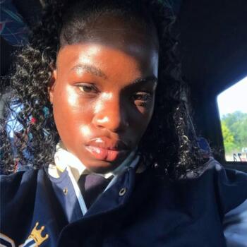 Babysitter in Roodepoort: Nonii.