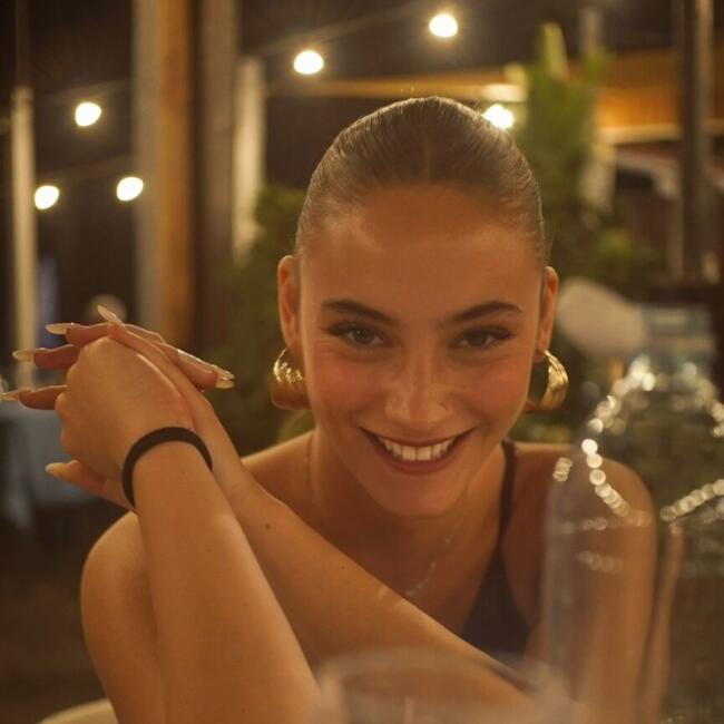 Babysitter a Ladispoli: Giada