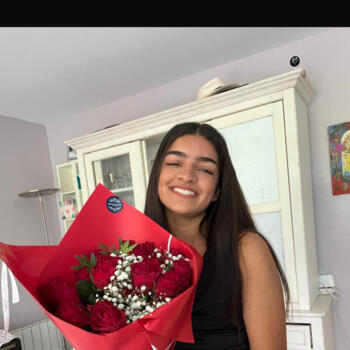 Babysitter in Carrières-sous-Poissy: Maya