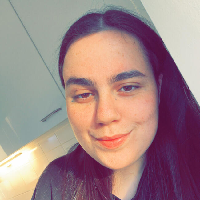 Babysitter Job in Genk: Lisa