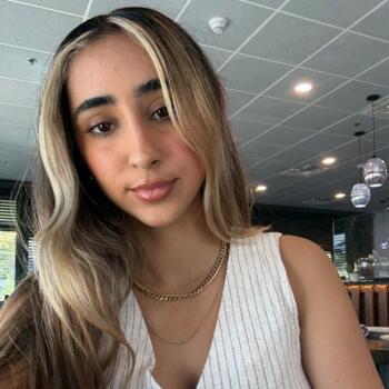 Babysitter Hialeah: Coralidia