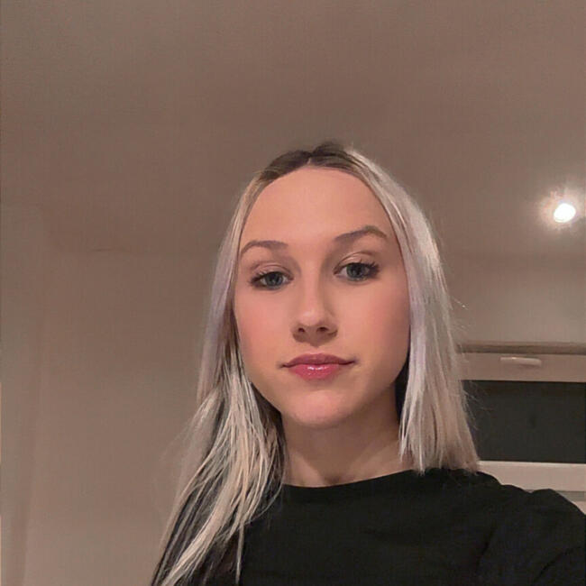 Babysitter in Drysice: Veronika