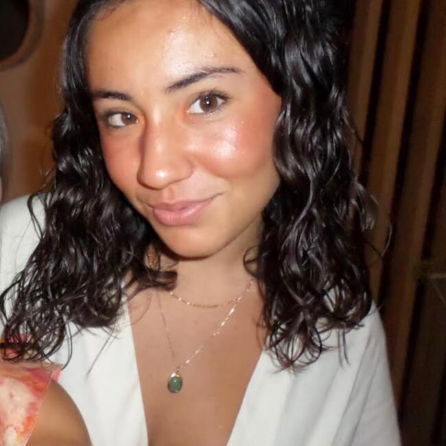 Babysitter in Marseille: Jade