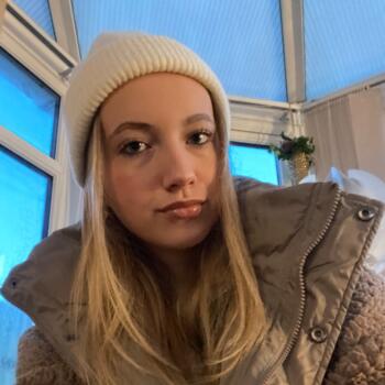 Babysitter in Bournemouth: Shannon