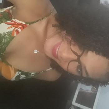 Agência de babá em Salvador: Tamiris