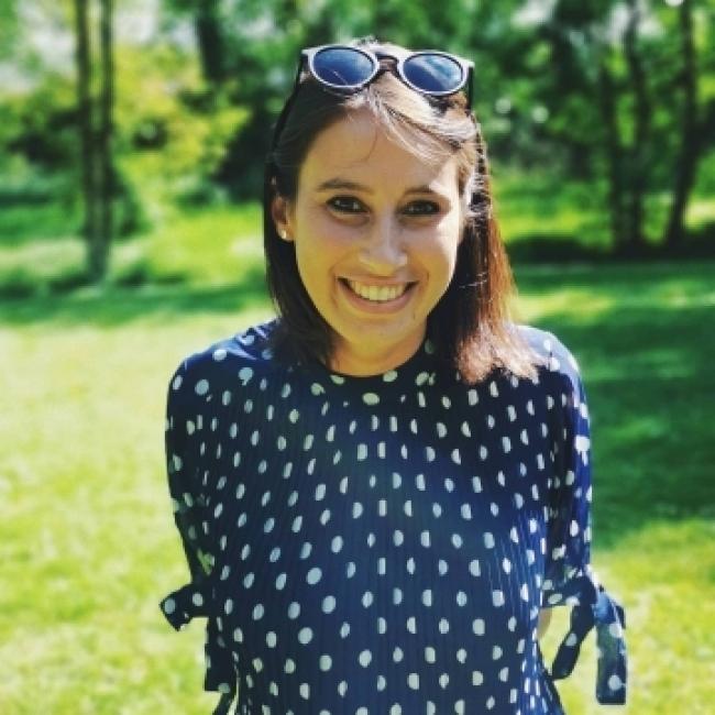 Babysitter in Sint-Niklaas: Emilie