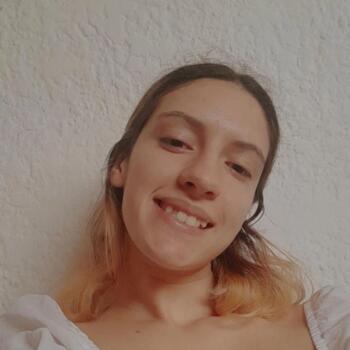 Babysitter in Montevideo: Agustina