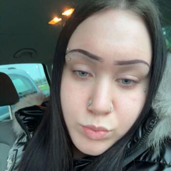 Babysitter in Parecag: Nika