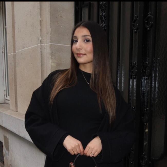 Babysitter in Villecresnes: Mèïssane