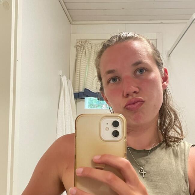 Lastenhoitaja Turku: Aada